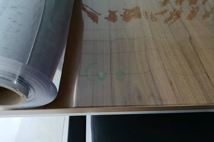Transparent table cover