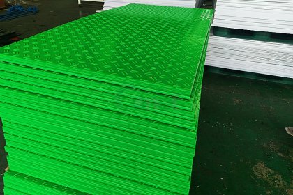 Anti-slip HDPE road mats